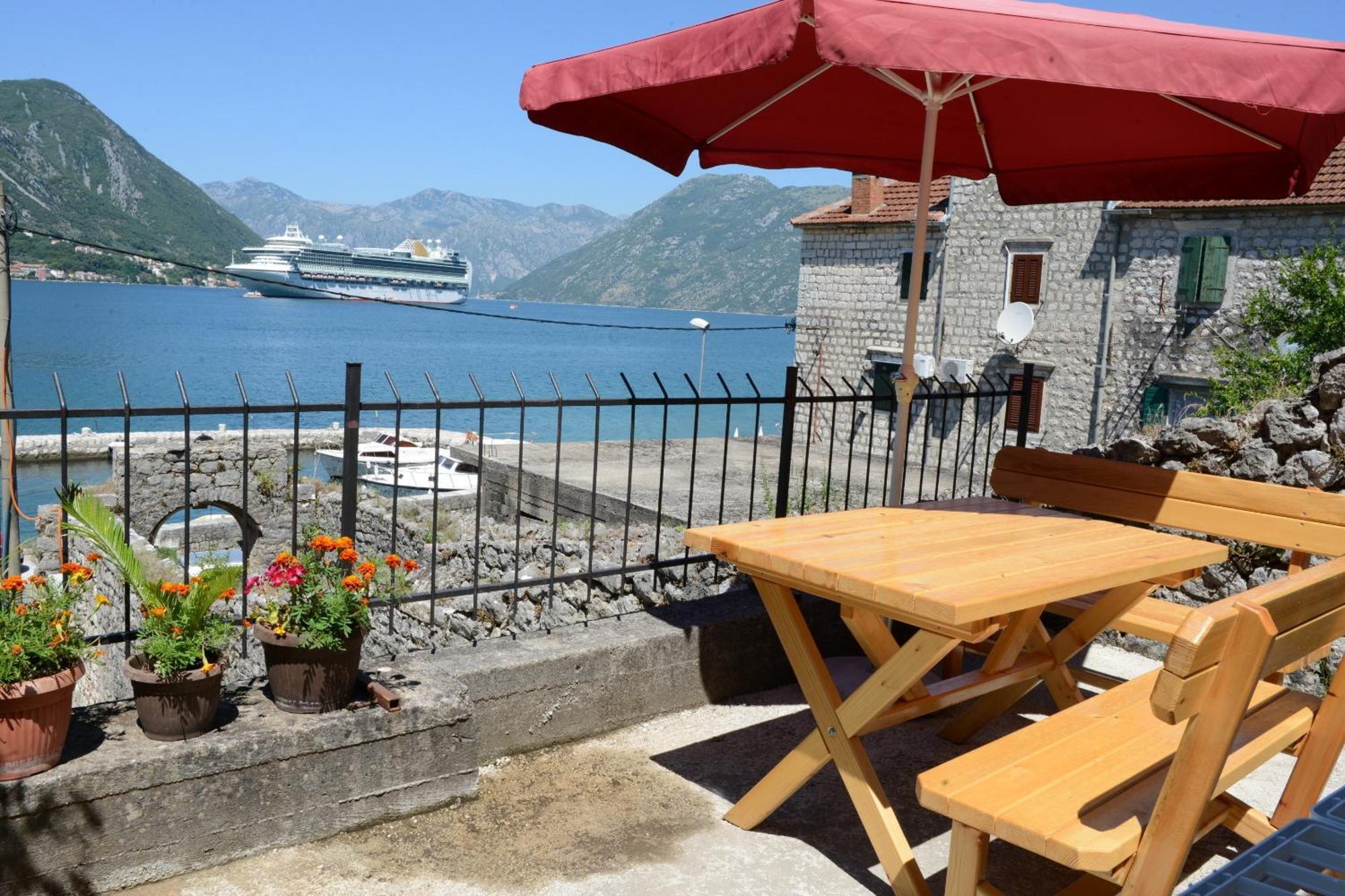 Apartments Ivanovic Kotor Exterior foto